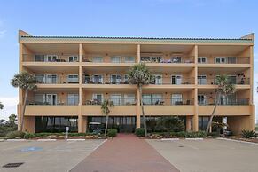 Maravilla Seawall Condos by AB Sea