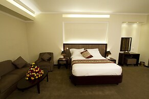 Elilly International Hotel
