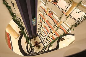 Elilly International Hotel