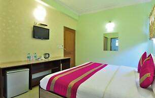 Hotel Persona International