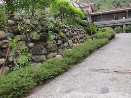 Zen and Pine Resort