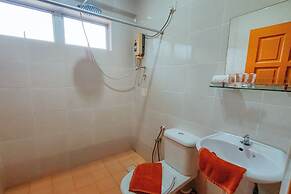 Virgo Batik Resort, Teluk Batik, Lumut