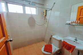 Virgo Batik Resort, Teluk Batik, Lumut