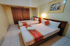 Virgo Batik Resort, Teluk Batik, Lumut