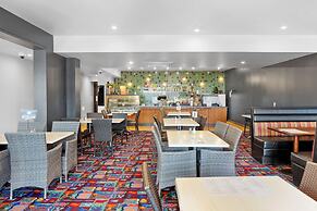 O'Shea's Royal Hotel