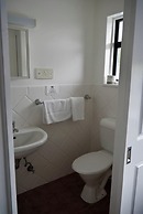 O'Shea's Royal Hotel