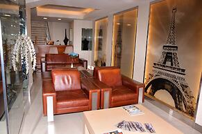 Asrın Business Hotel