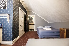 The Hostel California