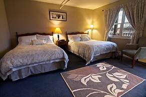 Lane's Privateer Inn