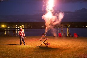 Lane's Privateer Inn