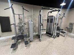 New Point Miami Beach Apartments