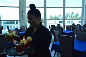 New Point Miami Beach Apartments