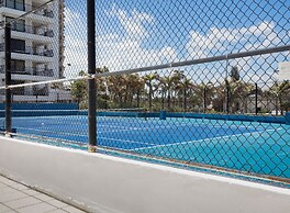New Point Miami Beach Apartments