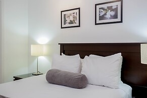 New Point Miami Beach Apartments