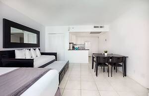 New Point Miami Beach Apartments