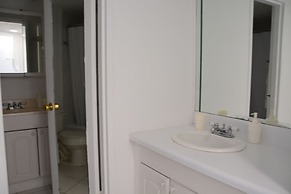 New Point Miami Beach Apartments