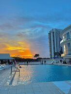 New Point Miami Beach Apartments