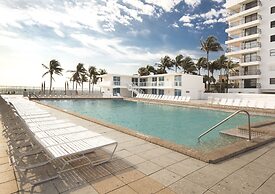 New Point Miami Beach Apartments