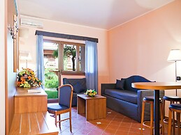 Tindari Resort & Marina Beach