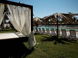 Tindari Resort & Marina Beach