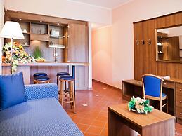 Tindari Resort & Marina Beach