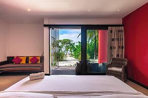 The Barefoot Eco Hotel