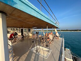 The Barefoot Eco Hotel