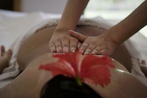 The Barefoot Eco Hotel