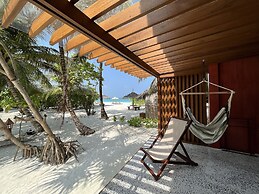The Barefoot Eco Hotel