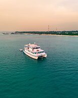 The Barefoot Eco Hotel