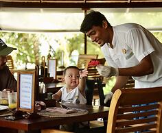 The Barefoot Eco Hotel