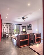 The Barefoot Eco Hotel