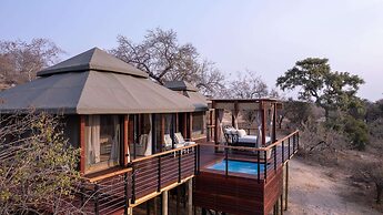 Simbavati Hilltop Lodge
