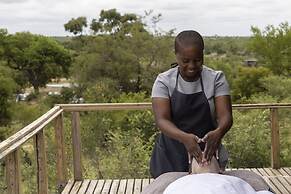 Simbavati Hilltop Lodge