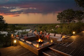 Simbavati Hilltop Lodge