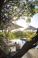 Simbavati Hilltop Lodge