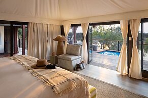 Simbavati Hilltop Lodge