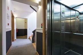 Garrett 48 Apartments