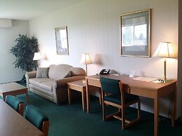 Tamarack Motor Inn