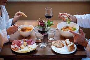 QC Grand Hotel Roma
