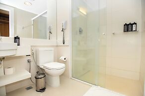 Delmond Hotel