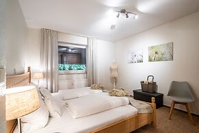 Waldhotel Tannenhäuschen