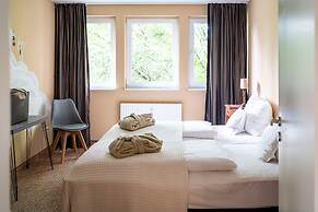 Waldhotel Tannenhäuschen