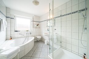 Waldhotel Tannenhäuschen