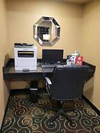 Cobblestone Hotel & Suites - Salem
