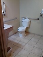 Cobblestone Hotel & Suites - Salem