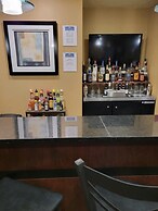 Cobblestone Hotel & Suites - Salem