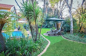 Sunward Park Guest House & Conference Centre