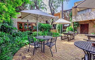 Sunward Park Guest House & Conference Centre