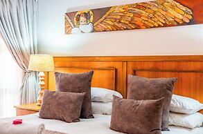 Sunward Park Guest House & Conference Centre